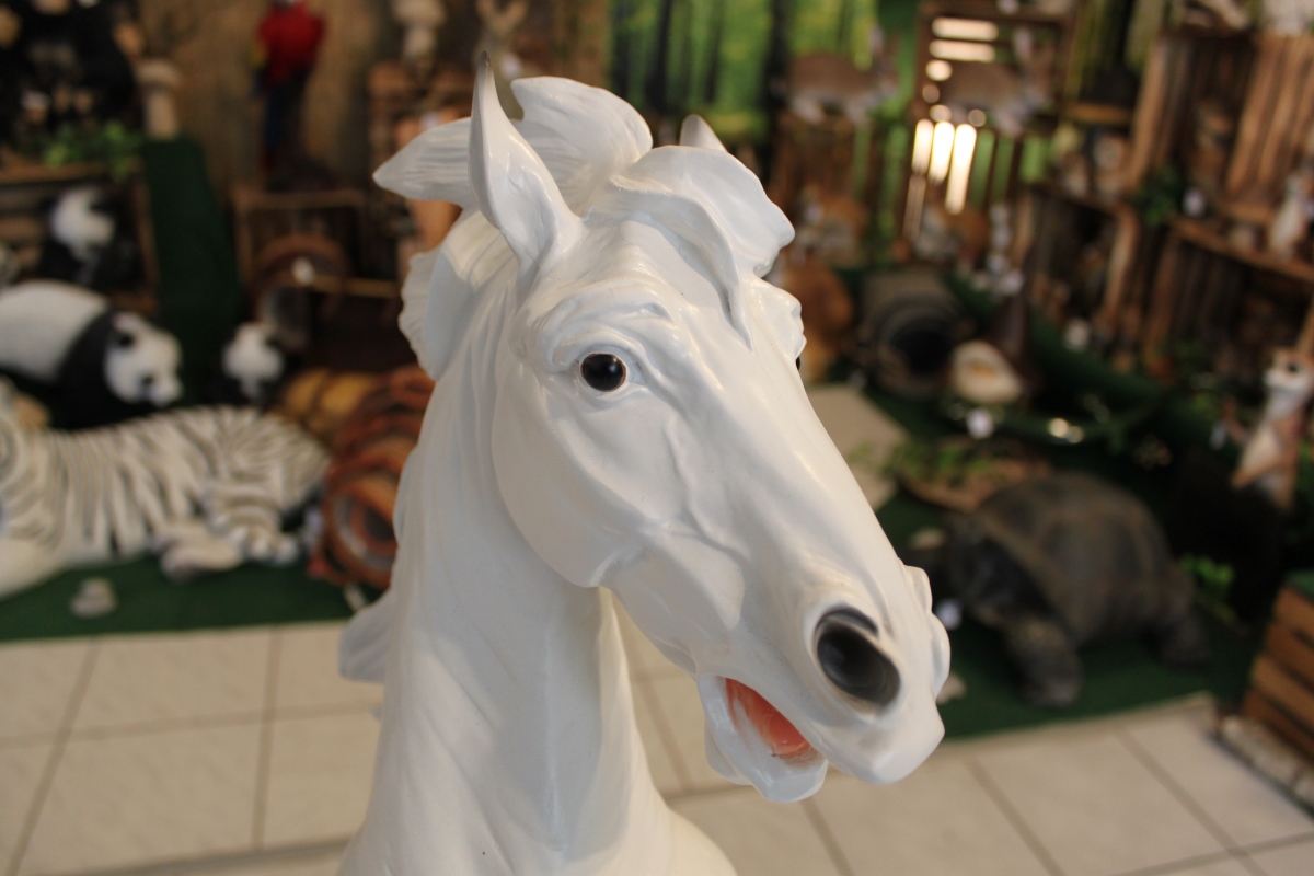 Steigendes Pferd, weiß *Selbstabholung*IDekofiguren günstig Online kaufen